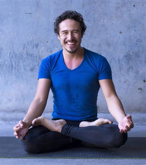 7 Best Yoga Poses For Men