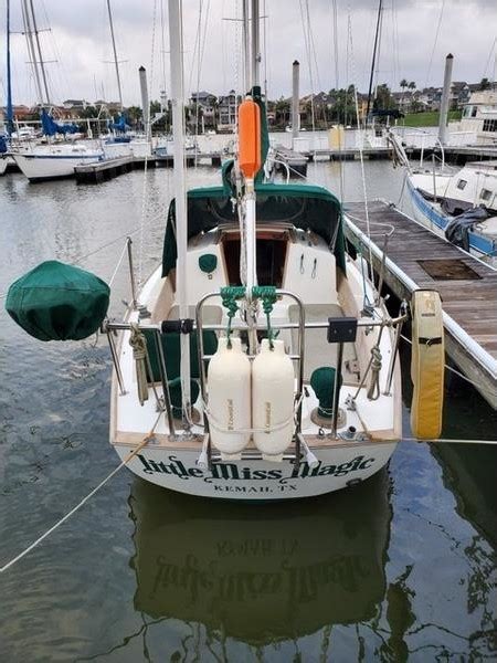 1983 Cape Dory 22d — For Sale — Sailboat Guide
