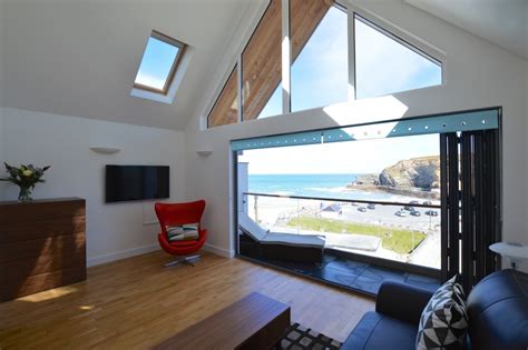 Bens Beach House Portreath Luxury Holiday Cottages In Cornwall