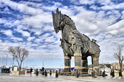 Trojan Horse Trojan Horse City Of Troy Trojan War