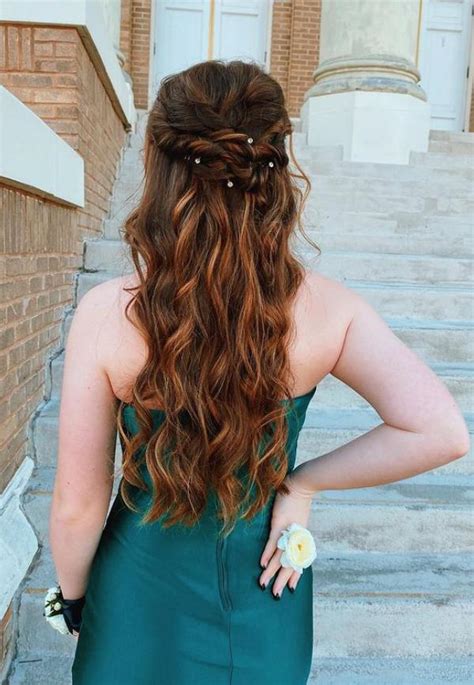30 Stunning Prom Hairstyles Easy Enough To Do At Home Lilyart