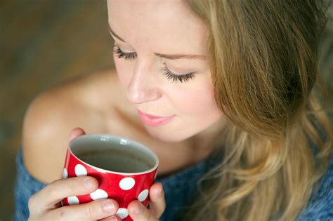tea drinkers live longer healthier lives here s what you need to know
