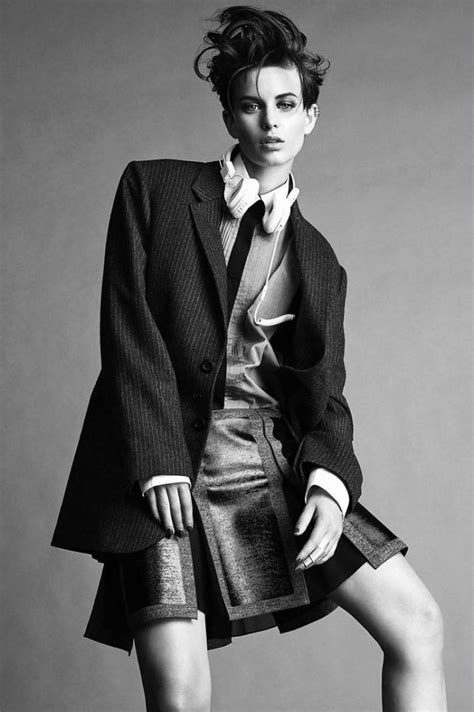 Madame Figaro Androgynous Models Androgynous Fashion Outdoors Style