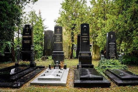 Hd Wallpaper Viennas Central Cemetery Graves Tombstone Sad