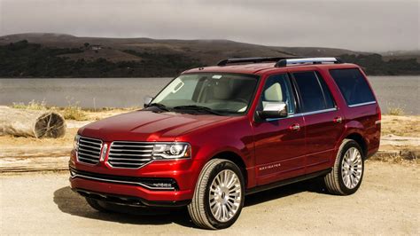 2015 Lincoln Navigator Review Lincoln Luxes Up The Navigator Doesnt