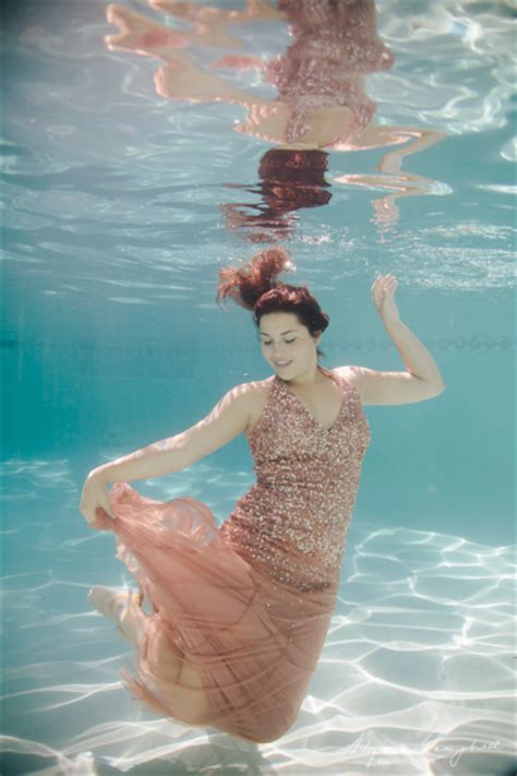 Mesa Underwater Photographer Taylors Underwater Prom Dress Session