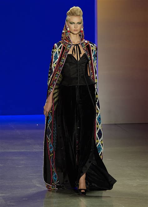 Naeem Khan Fw2018 Nyfw