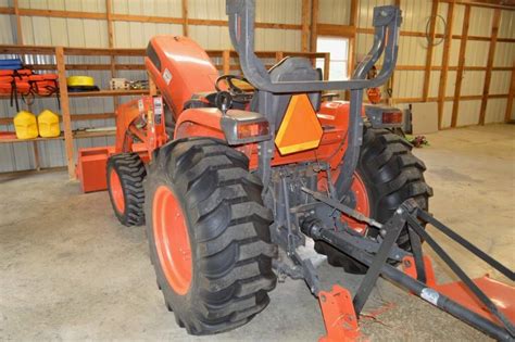 Kubota L3940 W La724 Loader Sundgren Realty Inc