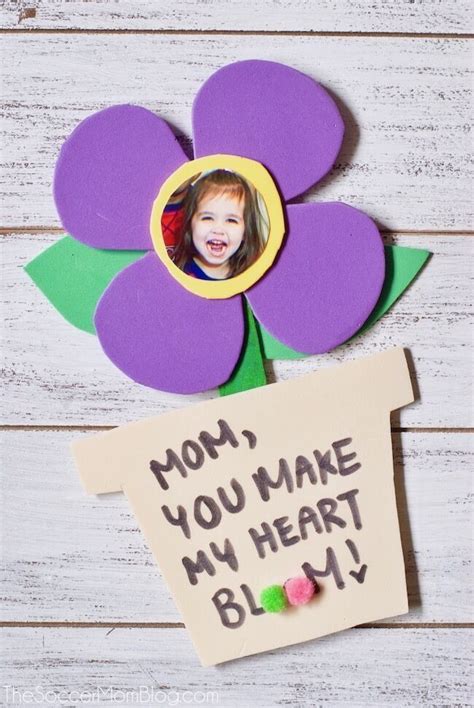 25 Easy Mothers Day Diy Crafts For Kids Mothers Day Crafts Preschool