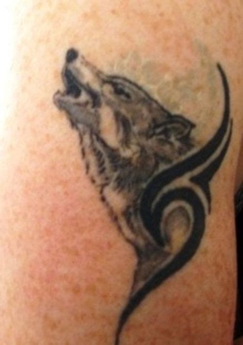 Wolf Howling At The Moon Howling Wolf Tattoo Picture Tattoos Moon