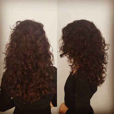 Hairbymaire On Instagram “va Va Voom Bbu Bbcurl Curlyhair