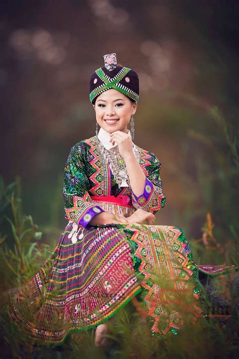 Image By Xiong Vfx Beautiful Hmong Green Outfit Hmong Clothes Hmong Fashion Traditional