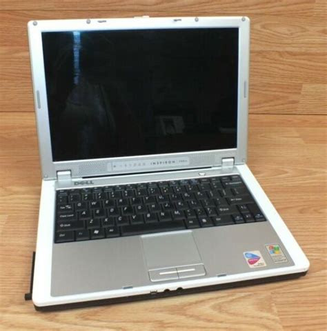 Dell Inspiron 700m 170ghz Pentium M 1gb Ram 60gb Hdd Laptop For Sale