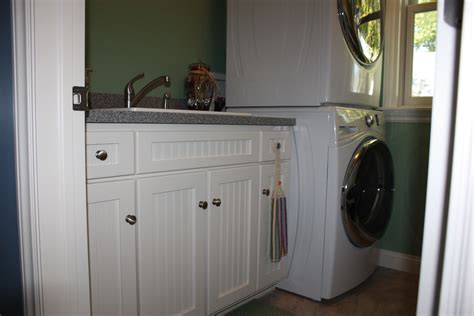 Check spelling or type a new query. Laundry Room in Maple with White Varnish | Laundry mud ...