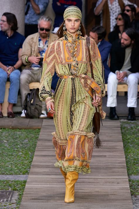 Maybe you would like to learn more about one of these? Etro Spring 2020 Ready-to-Wear Fashion Show | Fashion ...