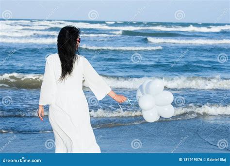 Back Of Woman At Sea Stock Photo Image Of Female Beauty 187919076