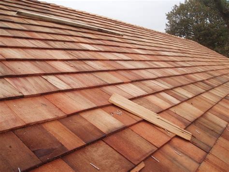 However, red cedar is one of the most traditional varieties of cedar woods most commonly used to craft roofs, but in the past years, white cedar has grown immense popular, due to its lower prices. Cedar Shingles Western Red | Grade 1 | Perfection Blue ...