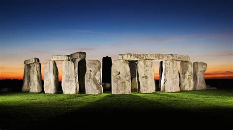 Mysterious Britain Stonehenge And Avebury Happytours