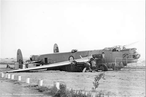 Avro 694 Lincoln Mk31 A73 27 Royal Australian Air Force Abpic