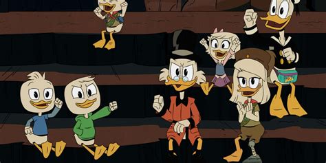 Ducktales Showrunners Discuss Season 3 Premiere Quack Pack Goofy