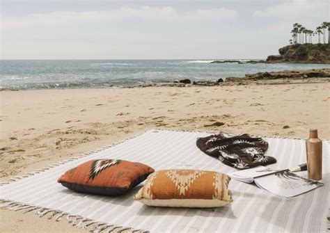 Best Beach Blankets For Summer 2021 Most Comfortable Beach Blankets