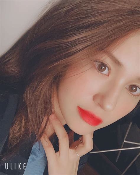 Jeon somi's agency the black label has finally confirmed the idol's debut date! Jeon Somi Confirms Her Solo Debut Date - Koreaboo