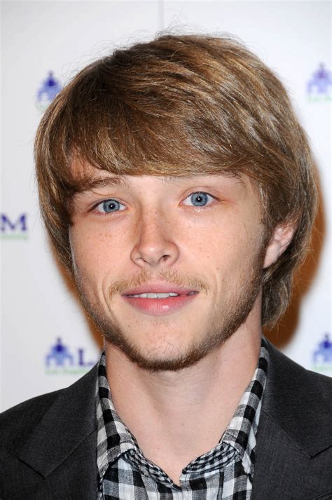 I'm no superman i can't take your hand and fly you anywhere you wanna go, yeah. Sterling Knight