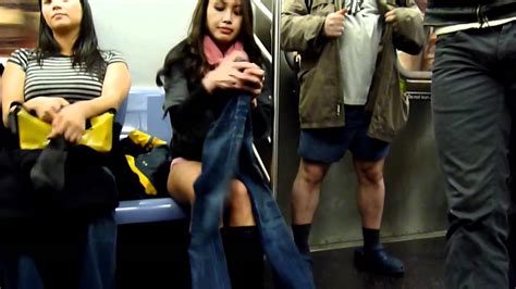 People taking their pants off in the subway - YouTube