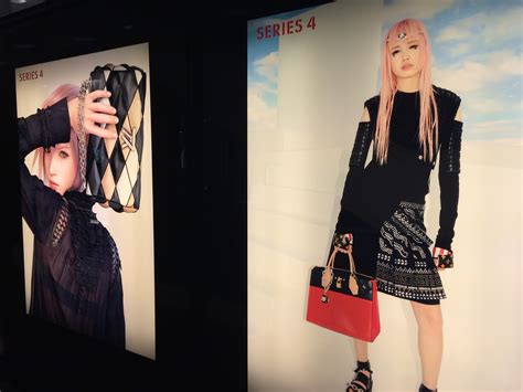 Louis Vuitton Des Photos De Lightning Partout Dans Les Galeries Lafayette