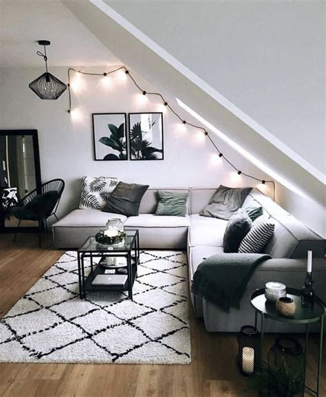 Pin By Posts On Homespiration 20 In 2020 Cute Living Room Cozy