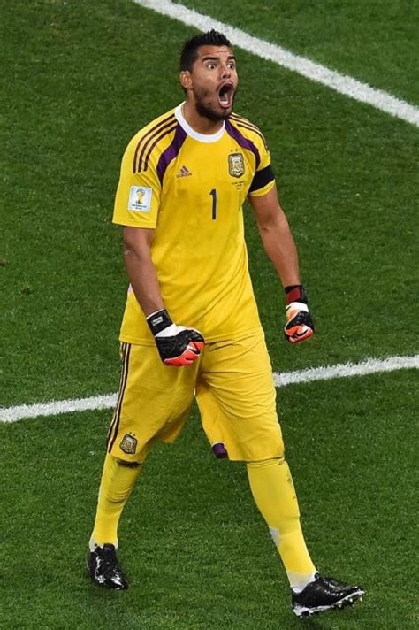 Este año ha jugado 9 partidos. Sergio Romero - foto 5 - MARCA.com