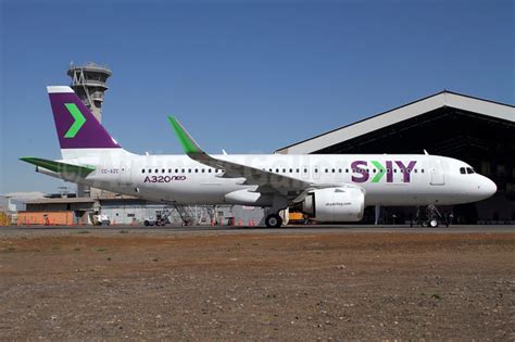 Tickets are also sold as: Sky Airline of Chile presents its first Airbus A320neo in ...