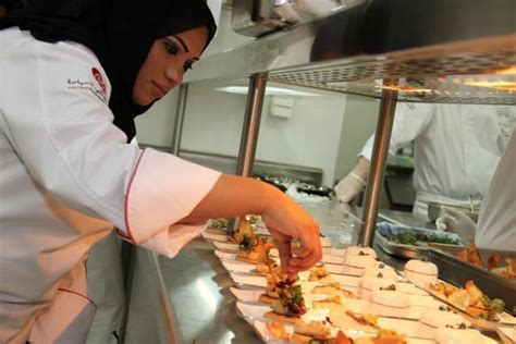 Taking Off The Abaya And Donning The Chefs Hat Heres How Uaes First