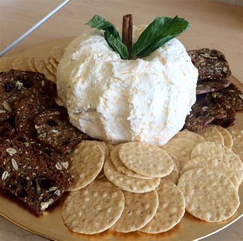 Pumpkin Cheese Ball Super Easy And Delish