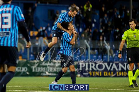 + us alessandria calcio 1912 alessandria youth. Calcio-Lecco-Alessandria-Campionato-Serie-C07-ottobre ...