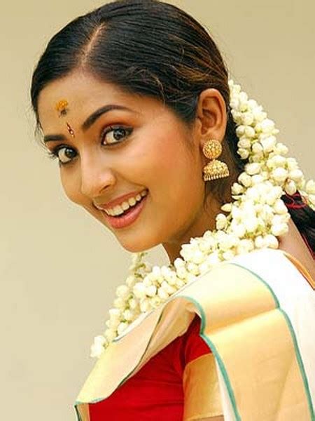 Film Actress Photos Malayalam Actress Navya Nair Hot Unseen Saree Stills