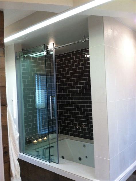 Here are some tub shower combo pros and cons that you should know whether you have a large or small bathroom, you will find plenty of choices when it comes to the tub shower combo. Over-sized Jet Tub Shower Combo. Great space saving idea ...