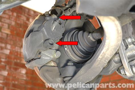 Volkswagen Passat (1996-2005) Front Brake Rotors and Pads Replacement
