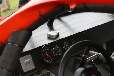 Right outside my door where it exhausts, it will really smell like pot. How to Get Smoke Smell Out of Car - Cars Enthusiasts Pakistan