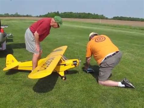 Uçaklar scale civilian (arf) hangar 9 sopwith camel arf uçak. 1/3 Scale Balsa USA Piper Cub (2) | FunnyDog.TV