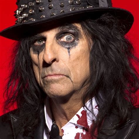 Pin By M R On Alice Cooper Shock Rock Alice Cooper Rock Bands