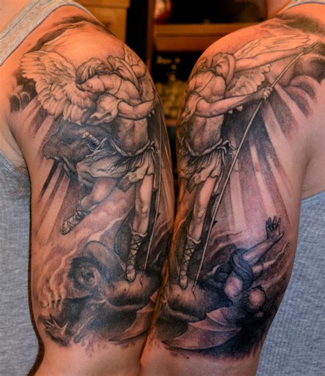 Tatouage Saint Michel Parachutiste - IdeaOn Page
