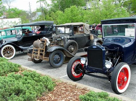 Usa today via yahoo news· 11 months ago. Car Show, Talladega, Alabama | These antiques were shown ...