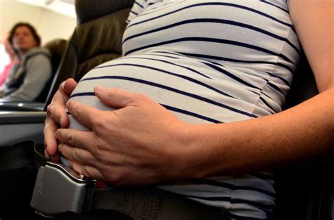 ten tips on flying while pregnant