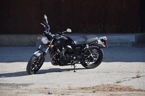 The Honda Cb1100 Is A Café Racer For The Modern Age Review