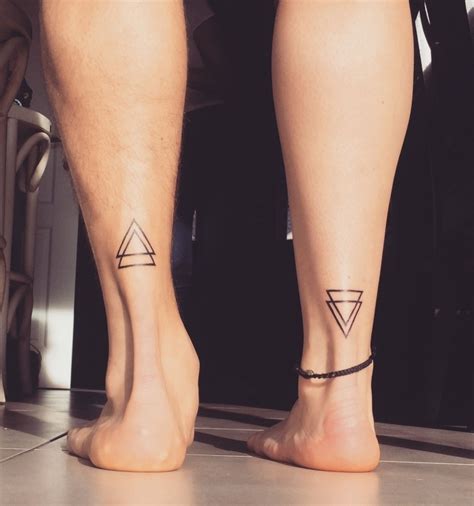 Geschwister tattoos schwestern tattoo freunde tattoo tattoo ideen partner tattoos vorlagen tattoo vorlagen strichmännchen tattoo tattoos freundschaft schwester tattoo design. 1001 + Ideen und Inspirationen für Geschwister Tattoo Motive
