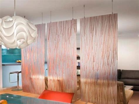 Half wall room dividers decorative ceiling ideas. Tips on Decorating Studio Apartments with Wall Divider ...