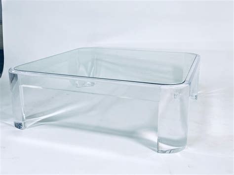 Lucite Coffee Table By Les Prismatiques At 1stdibs