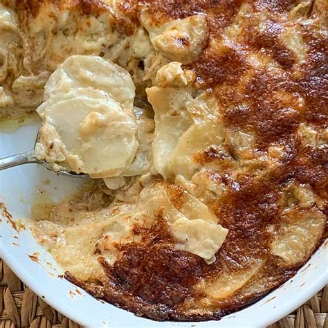 How to make a tasty cheesy version of traditional scalloped potato recipes. Ina Garten Scalloped Potatoes Recipe : Scalloped Tomatoes Barefoot Contessa Recipe Food Com : So ...