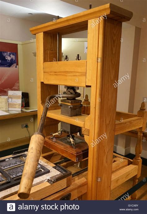 Printing Press 16th Century Hi Res Stock Photography And Images Alamy